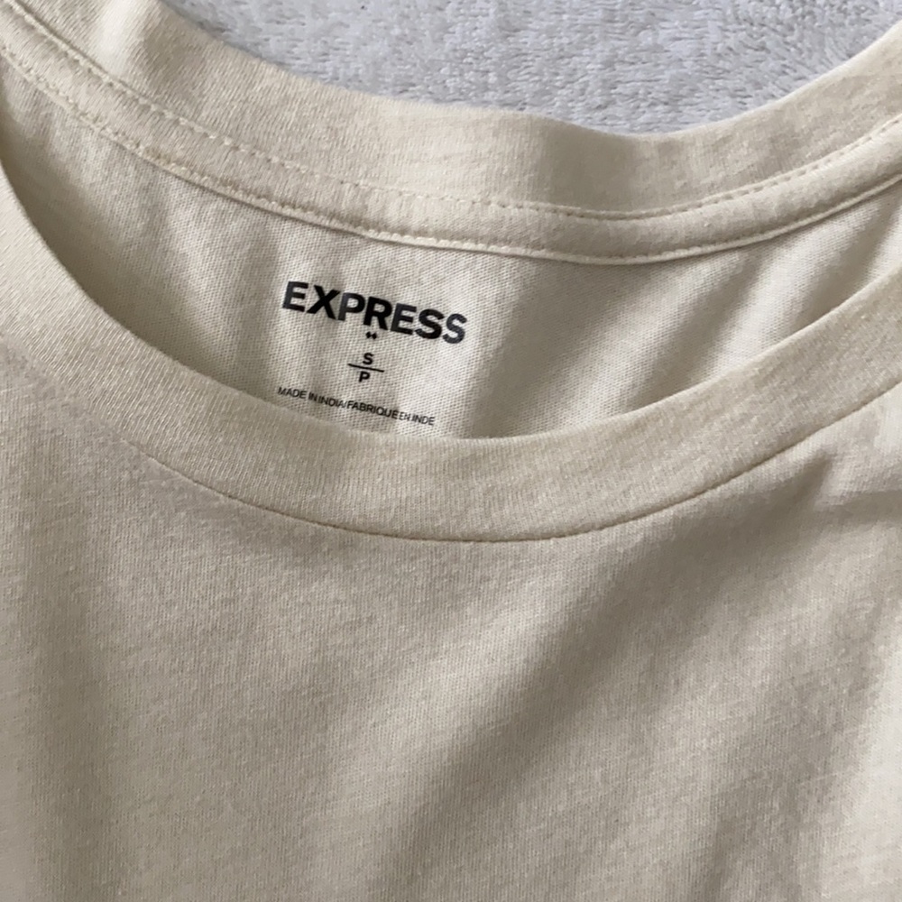 Express t shirt - Picture 2 of 2